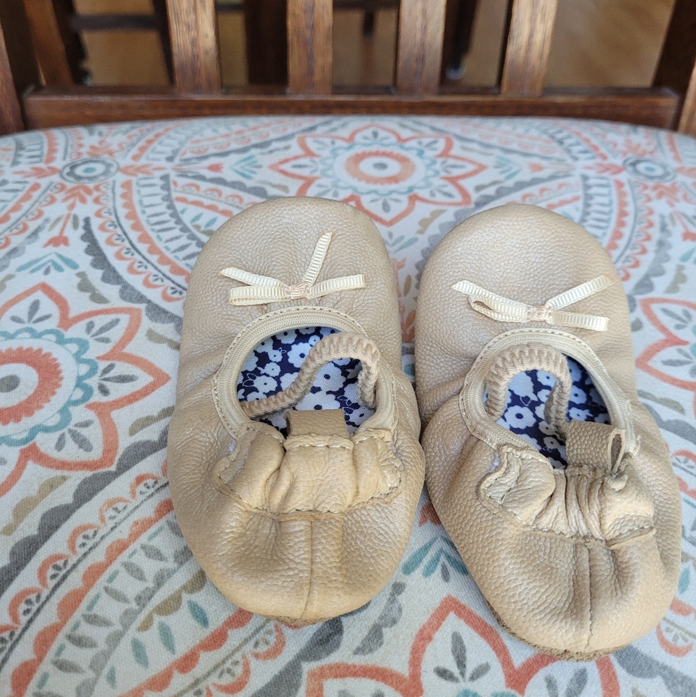 Robeez Leather Soft Sole Baby Ballet Flat